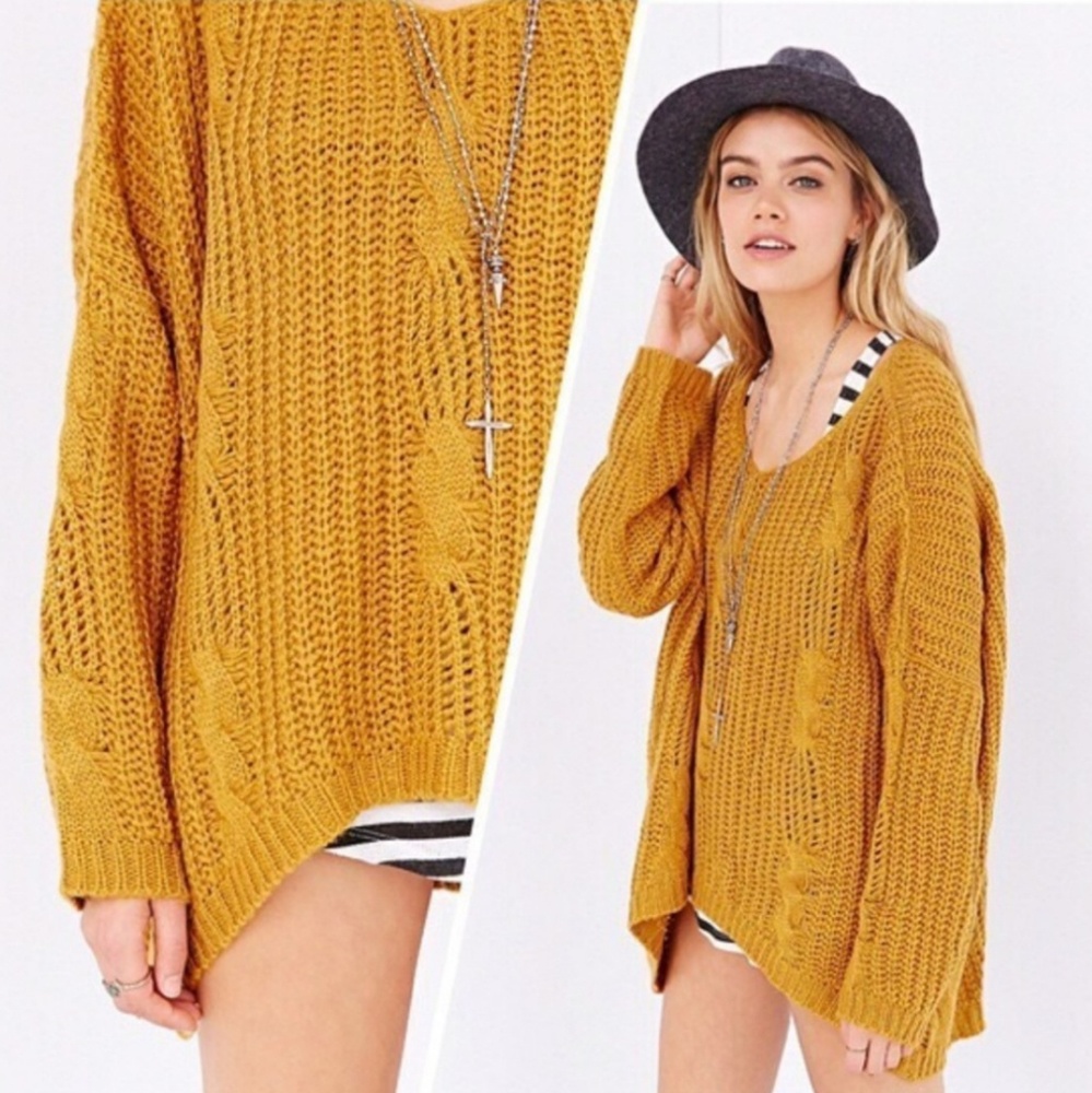 UNIF x Urban Outfitters Oversized cable knit sweater